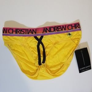 Andrew Christain briefs